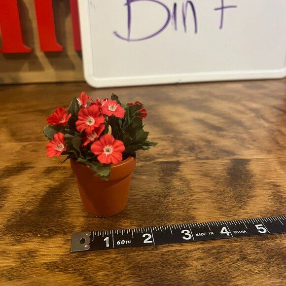 5/$20 American Girl red FLOWER pot Plant Garden Doll Accessory F - Picture 1 of 5